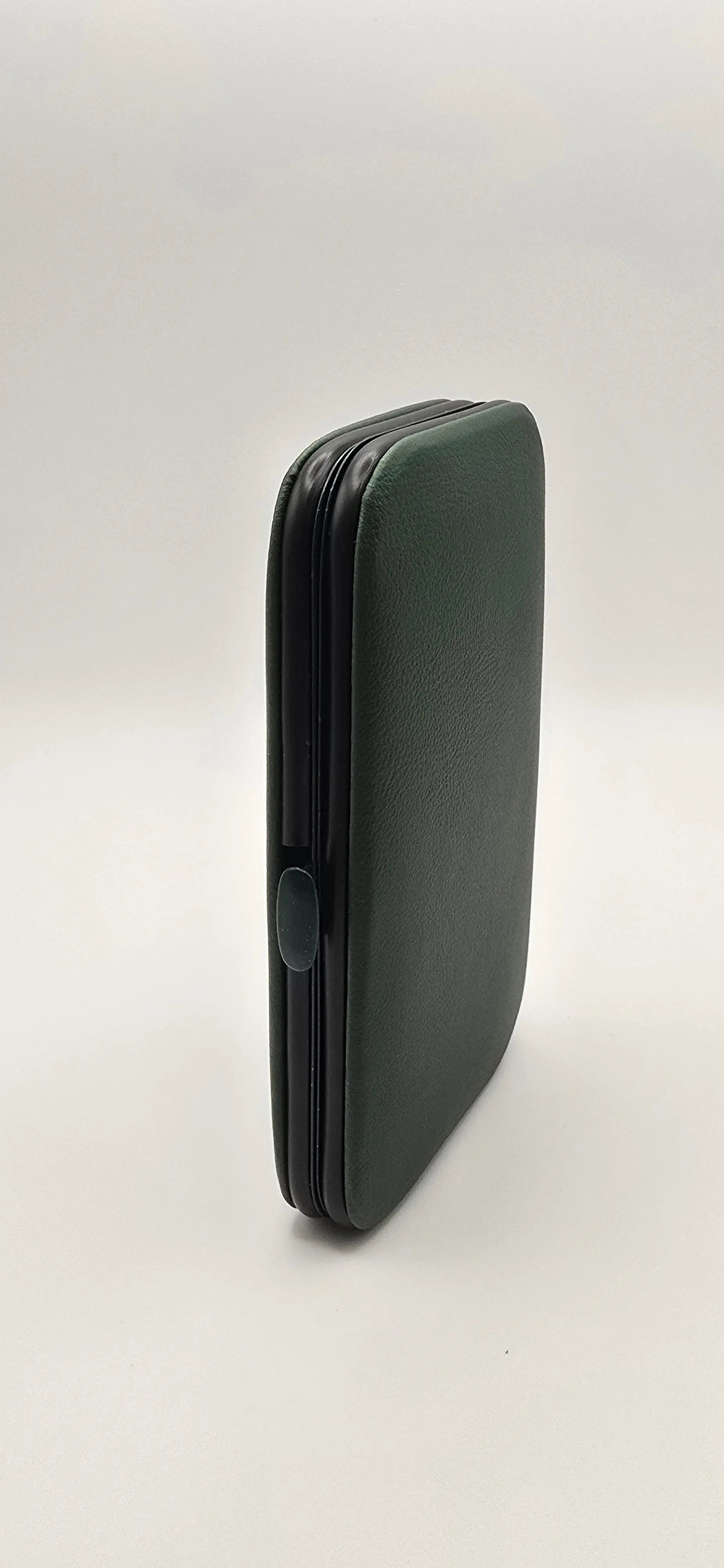 Maniküre- & Pediküre-Set – 7-teiliges Nagelpflege-Set im Etui – Edelstahl Moellerzon