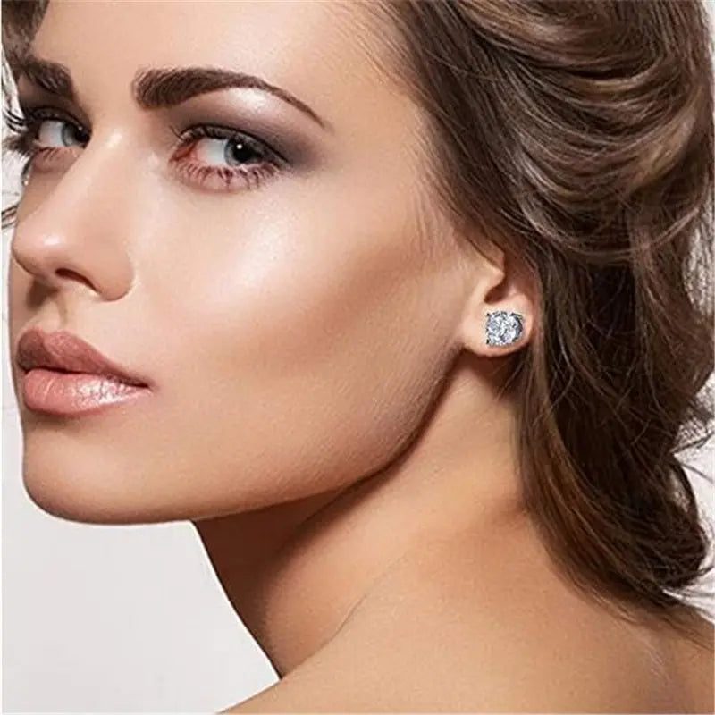 Elegante Zirkonia Ohrstecker – Klassische Kristall Steckerohrringe in Silberoptik, zeitloses Design für Damen Cj