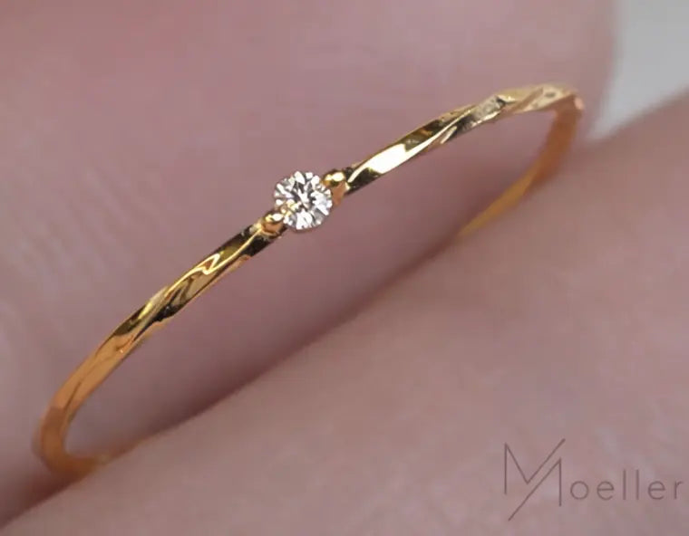 Feiner 925er Sterling Silber Ring – Vergoldet – Minimalistischer Damenring mit Zirkonia Moellerzon
