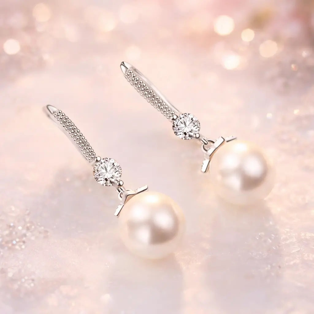 Elegante Perlen-Ohrringe aus 925er Silber – Zirkonia & Perle – Zeitloser Damen-Schmuck in hochwertiger Verarbeitung Moeller